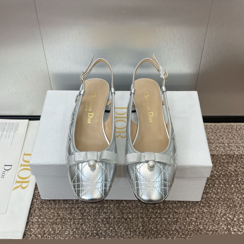 ch**an D*or sandals